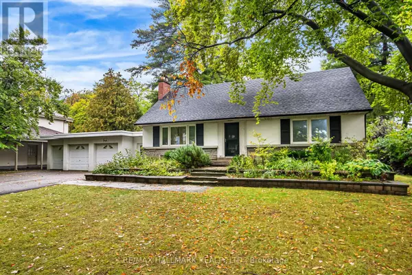 Toronto (willowdale East), ON M2N3H5,344 SPRING GARDEN AVENUE