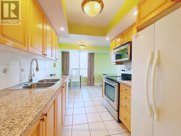 Toronto (willowdale East), ON M2N7L4,10 Northtown WAY #2612