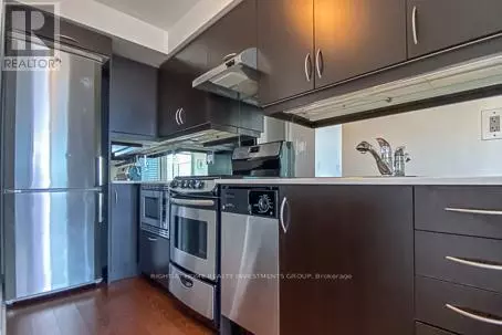 Toronto (moss Park), ON M5A1P9,320 Richmond ST East #1016