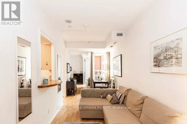 39 Jarvis ST #303, Toronto (moss Park), ON M5E1Z5