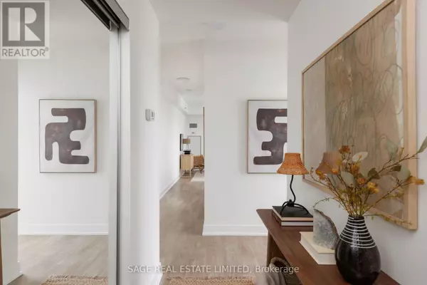 Toronto (waterfront Communities), ON M5V0B4,318 Richmond ST West #1512