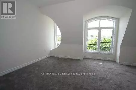 Toronto (willowdale West), ON M2N2H6,93A FINCH AVENUE W