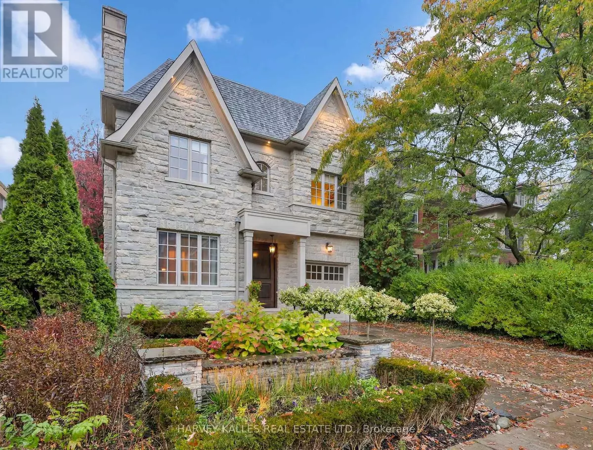 Toronto (yonge-st. Clair), ON M4V1T4,62 HEATH STREET W