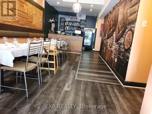 Toronto (annex), ON M6G1K4,606 BLOOR STREET W