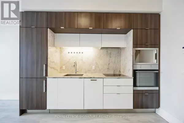 Toronto (waterfront Communities), ON M5A0L1,1 Edgewater DR #G PH 29