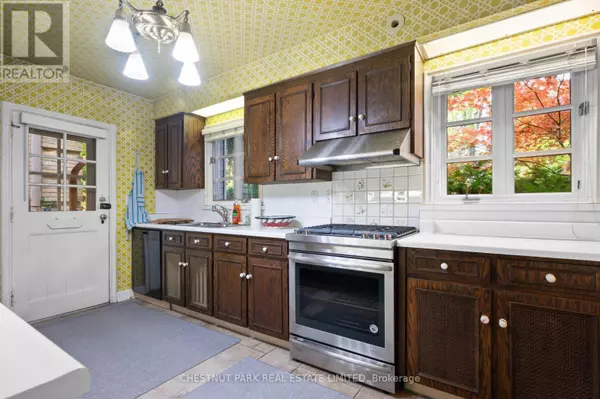 Toronto (rosedale-moore Park), ON M4W2N8,109 PARK ROAD