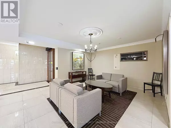 Toronto (banbury-don Mills), ON M3B3M2,245 The Donway West #204