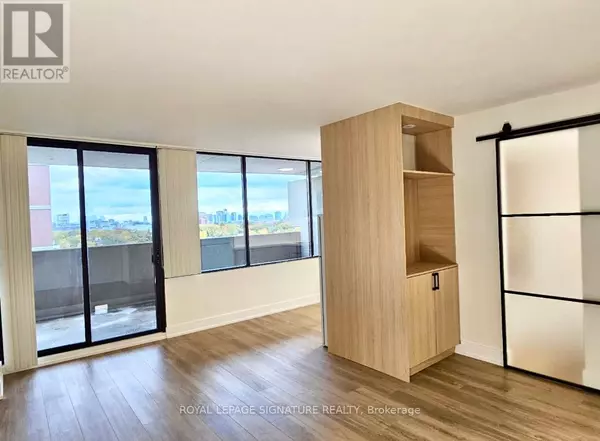 720 Spadina AVE #705, Toronto (university), ON M5S2T9