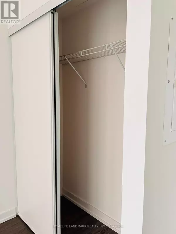 Toronto (bay Street Corridor), ON M5G0C5,20 Edward ST #814