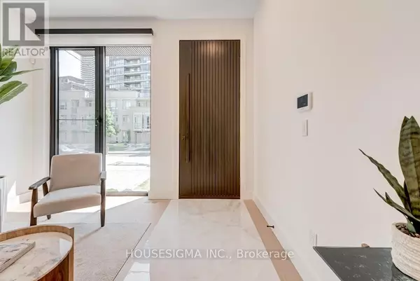 Toronto (yonge-eglinton), ON M5P2A9,188 DUPLEX AVENUE