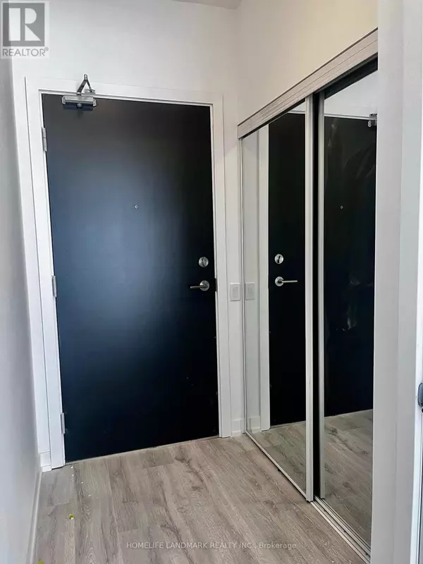 Toronto (newtonbrook East), ON M2M0C1,7 Golden Lion HTS #N2007