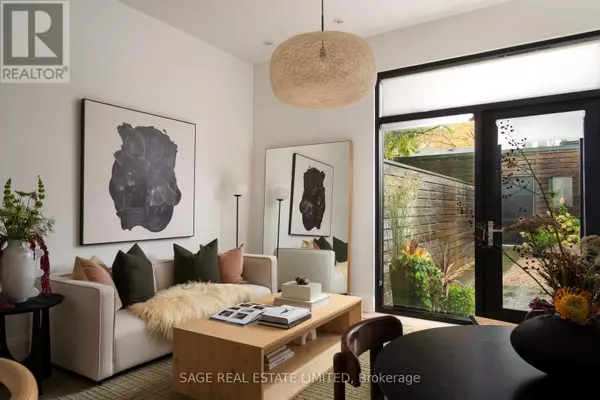 110B PALMERSTON AVENUE, Toronto (trinity-bellwoods), ON M6J1J1