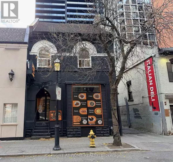 13 ELM STREET, Toronto (bay Street Corridor), ON M5G1H1