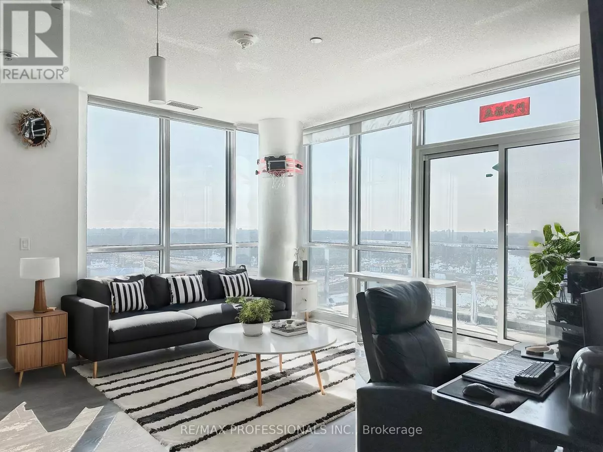 Toronto (henry Farm), ON M2J0E5,56 Forest Manor RD #3302