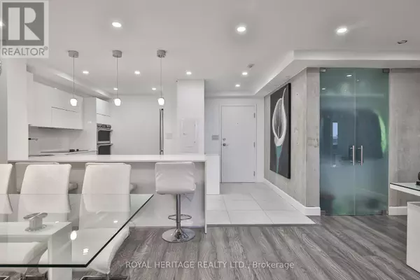 Toronto (westminster-branson), ON M2R3V8,10 Torresdale AVE #801