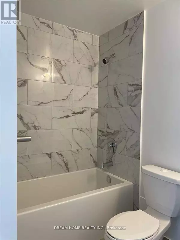 Toronto (henry Farm), ON M2J1M5,38 Forest Manor RD #314