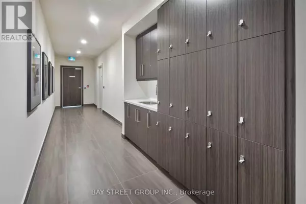 Toronto (willowdale West), ON M2N5P6,5180 Yonge ST #2512