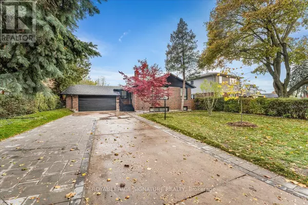 Toronto (parkwoods-donalda), ON M3A1J1,29 BROADLANDS BOULEVARD