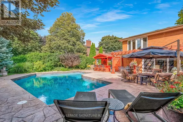 Toronto (henry Farm), ON M2J1G6,41 DENVER CRESCENT