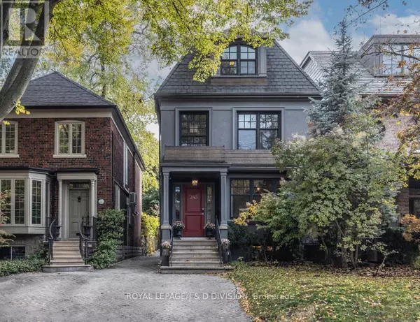 Toronto (rosedale-moore Park), ON M4T1L1,245 GLENROSE AVENUE