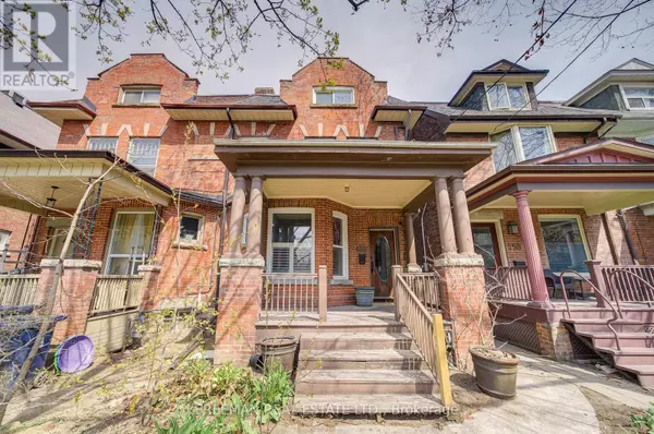 Toronto (palmerston-little Italy), ON M6G2L6,555 MARKHAM STREET