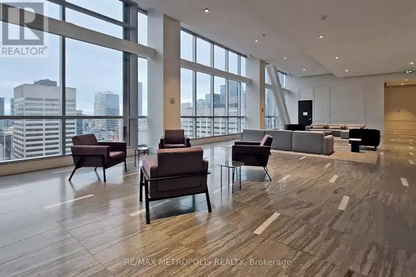 Toronto (kensington-chinatown), ON M5G0C1,488 University AVE #2102