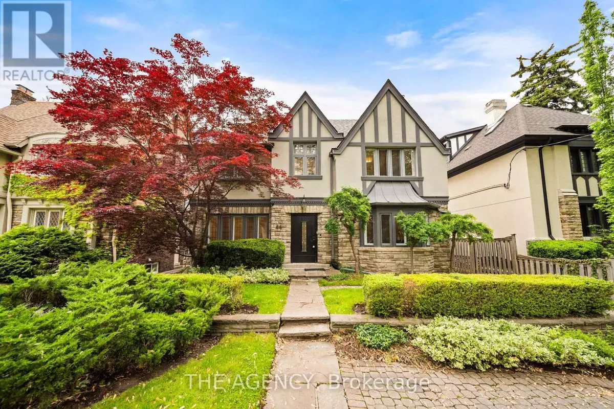 Toronto (forest Hill South), ON M5P1X1,44 ELDERWOOD DRIVE