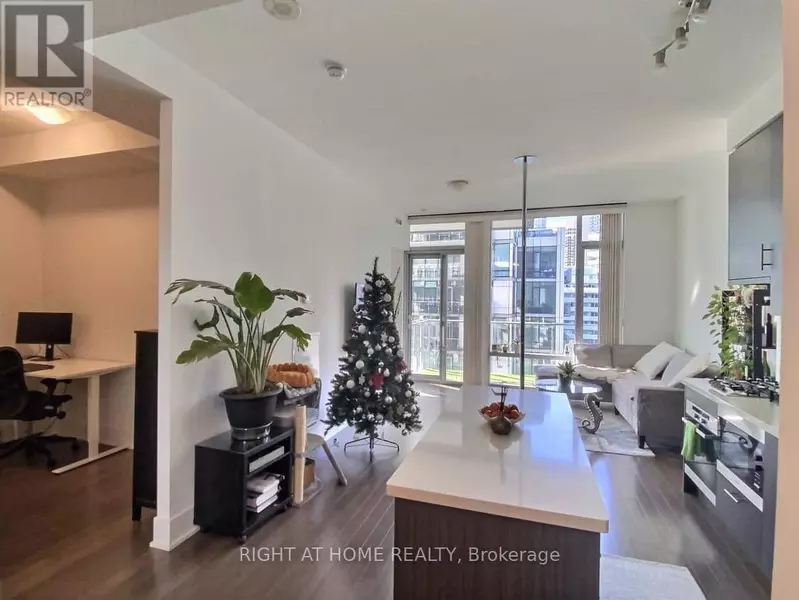 39 Queens Quay East #932, Toronto (waterfront Communities), ON M5E0A5