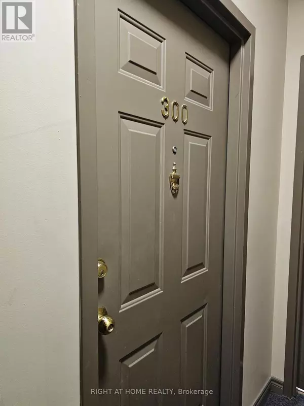 Toronto (church-yonge Corridor), ON M4Y1X9,524 Yonge ST #300