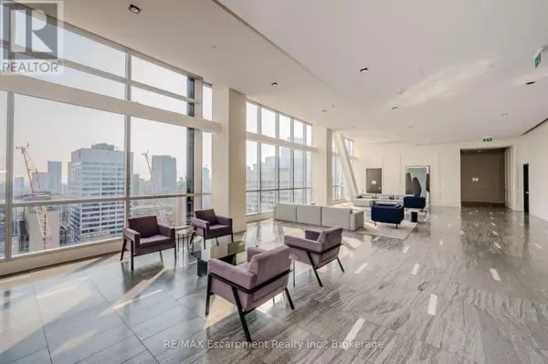 Toronto (university), ON M5G0C1,488 University AVE #2816