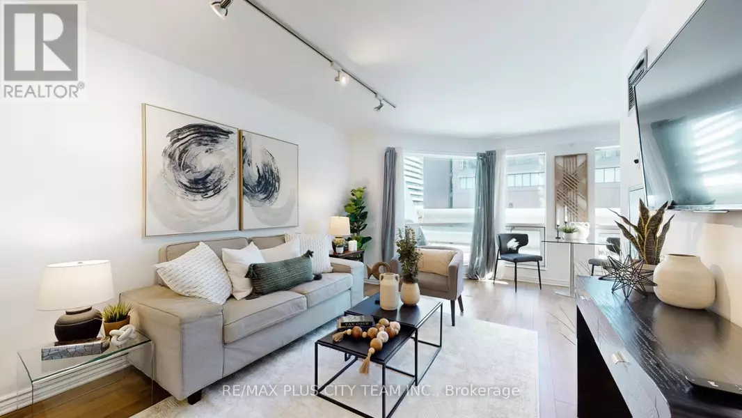 10 Yonge ST #310, Toronto (waterfront Communities), ON M5E1R4