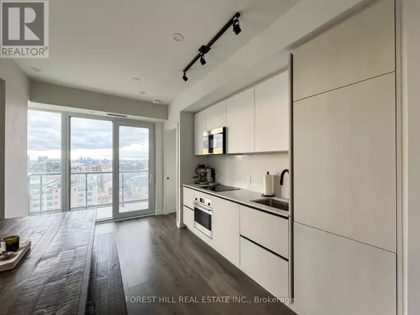 Toronto (waterfront Communities), ON M5V0W2,108 Peter ST #2210