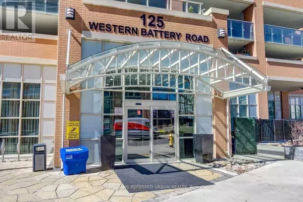 Toronto (niagara), ON M6K3R8,125 Western Battery RD #2704
