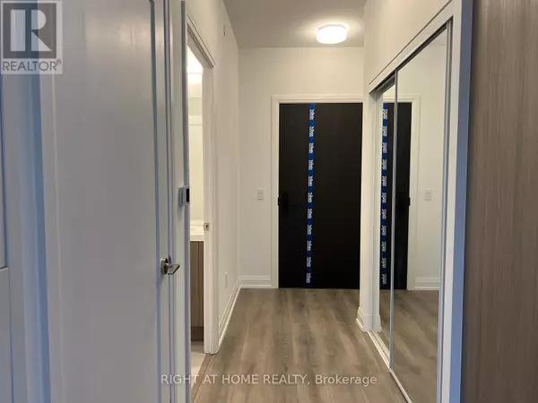 20 Soudan AVE #1804, Toronto (mount Pleasant West), ON M4S0E2