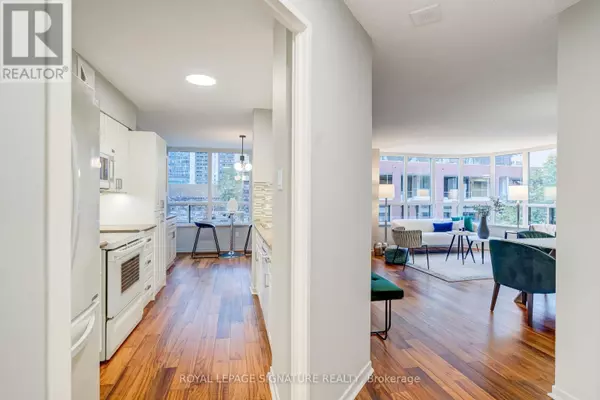 Toronto (church-yonge Corridor), ON M4Y2W1,25 Maitland ST #303