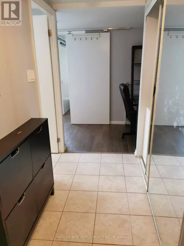 Toronto (bay Street Corridor), ON M4Y3G5,37 Grosvenor ST #1307