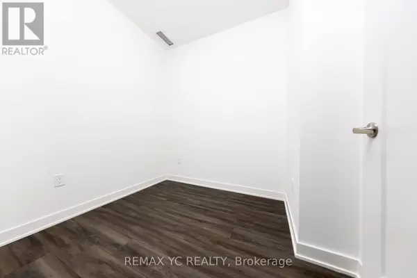 Toronto (moss Park), ON M5A1Y4,135 Lower Sherbourne ST #1939