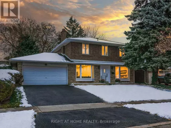 19 SHAUGHNESSY BOULEVARD, Toronto (henry Farm), ON M2J1H4