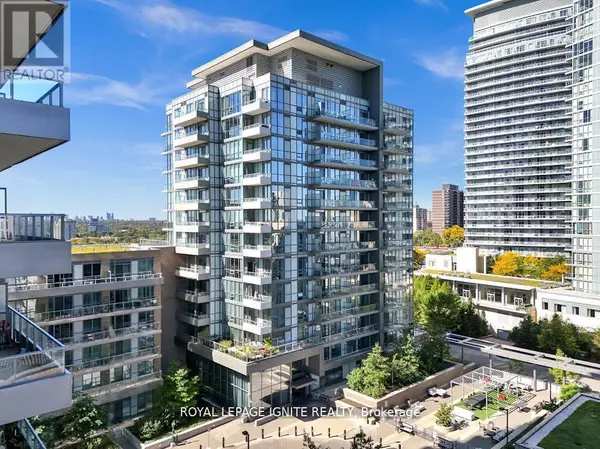 Toronto (henry Farm), ON M2J0E2,52 Forest Manor RD #207