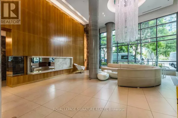 Toronto (niagara), ON M5V4A2,215 Fort York BLVD #3412