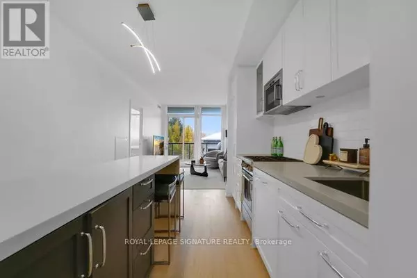 Toronto (leaside), ON M4G0C1,25 Malcolm RD #314