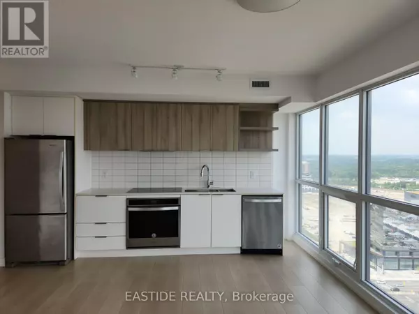 Toronto (flemingdon Park), ON M3C0P1,6 Sonic WAY #2704