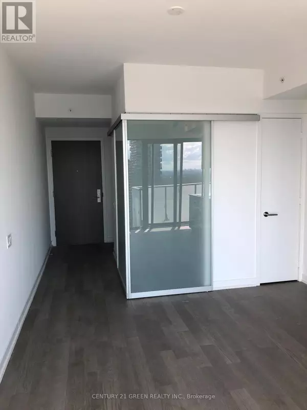 Toronto (mount Pleasant West), ON M4P0C8,161 Roehampton AVE #4002