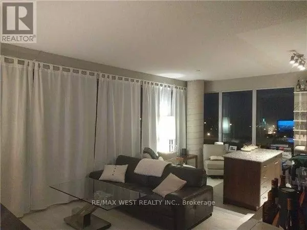 Toronto (niagara), ON M6K3P9,55 East Liberty ST #1008