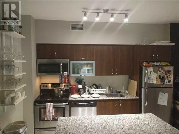 Toronto (niagara), ON M6K3P9,55 East Liberty ST #1008