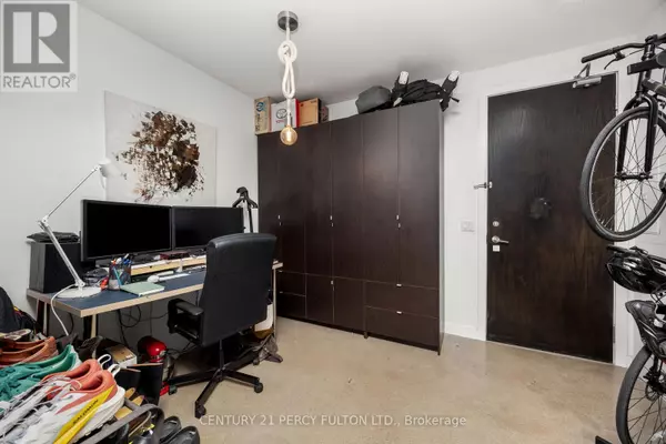 Toronto (waterfront Communities), ON M5V2L5,23 Brant ST #1011