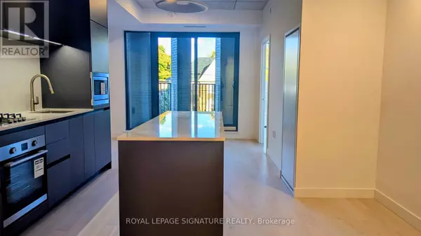 Toronto (mount Pleasant East), ON M4G3C4,1720 Bayview AVE West #205