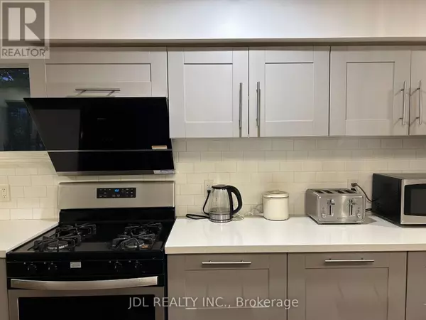 Toronto (newtonbrook East), ON M2M3C6,973 Willowdale Ave AVE #Suite B