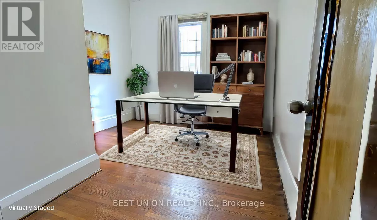 Toronto (little Portugal), ON M6J1Y2,1364 DUNDAS STREET W