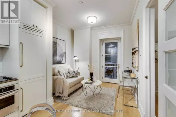 Toronto (church-yonge Corridor), ON M5E0B2,22 Leader LN #445